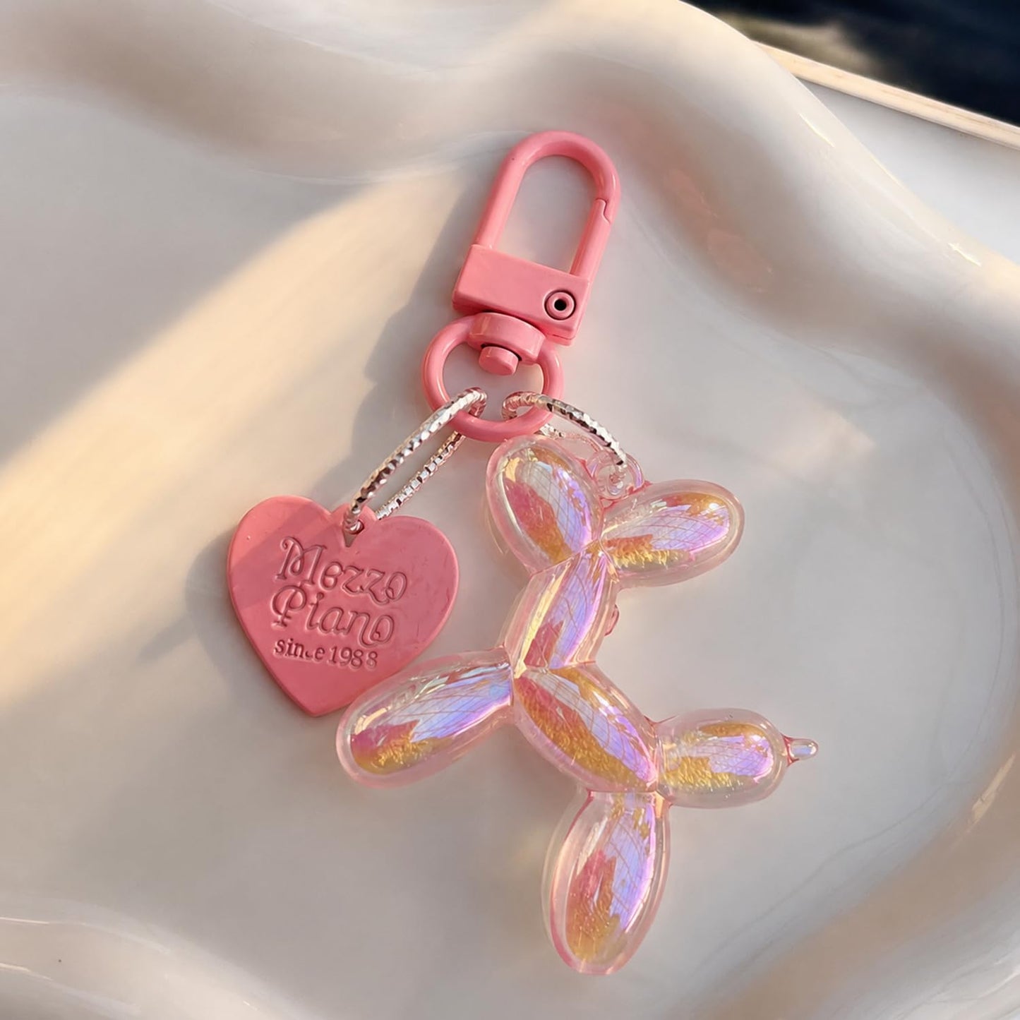 S.A.V.I Resin Balloon Dog Keychain for Women & Girls, Pink, Aurora Finish, Heart Pendant, Durable Resin, 5.2 x 4.7 cm, Lightweight Accessory for Handbags, Keys & Backpacks