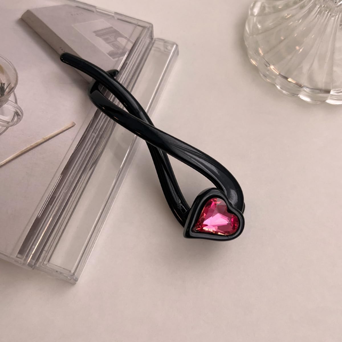S.A.V.I Black Acrylic Hair Claw Clip for Women & Girls | 12cm Large Strong Grip with Big Pink Heart Crystal | Non-Slip Bun & Ponytail Holder Hair Accessory