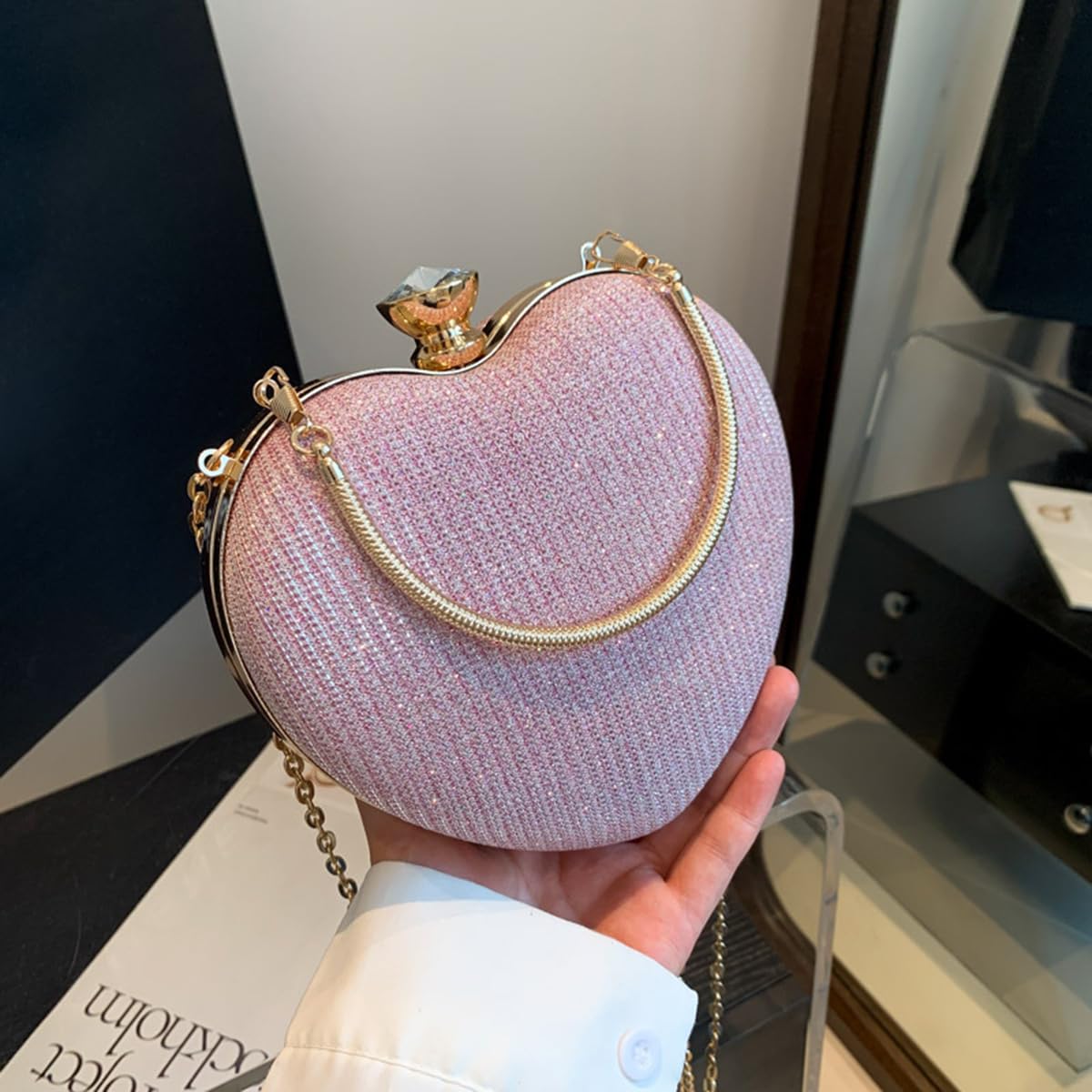 S.A.V.I Women’s Heart Shaped Pink Glitter Clutch Bag | Party & Wedding Evening Purse with Gold Handle, Chain Strap & Crystal Lock | Elegant Metallic Handbag for Brides & Events – 16x15 cm (Pink)