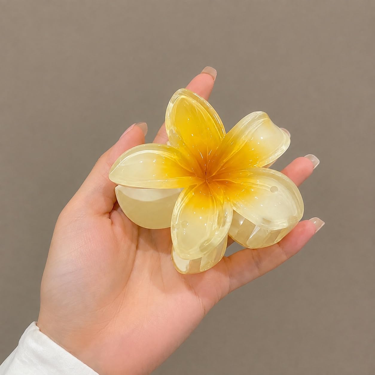S.A.V.I Yellow Plumeria Resin Flower Hair Claw Clip for Women 8cm | Strong Grip, Lightweight, Thick & Thin Hair, Parties & Weddings, Holiday Accessory