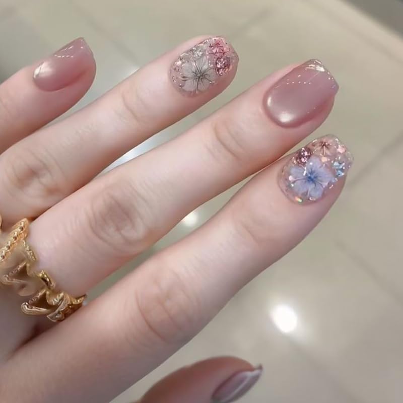S.A.V.I Press on Nails Nude Pink Floral Cat Eye Medium Coffin 30 Pcs | Reusable Gloss Finish False Tips with Glue & Adhesive Tabs, Pink Daisy Design, DIY Manicure for Women
