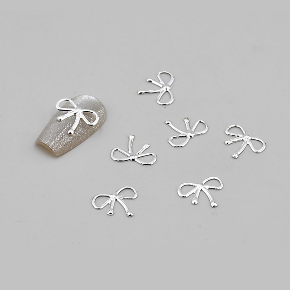 S.A.V.I 3D Metal Bow Knot Nail Charms (80 Pcs) | Gold & Silver Mini Bow Design 8×10 mm | Premium Alloy Nail Art Accessories for Acrylic, Gel & DIY Nail Decoration