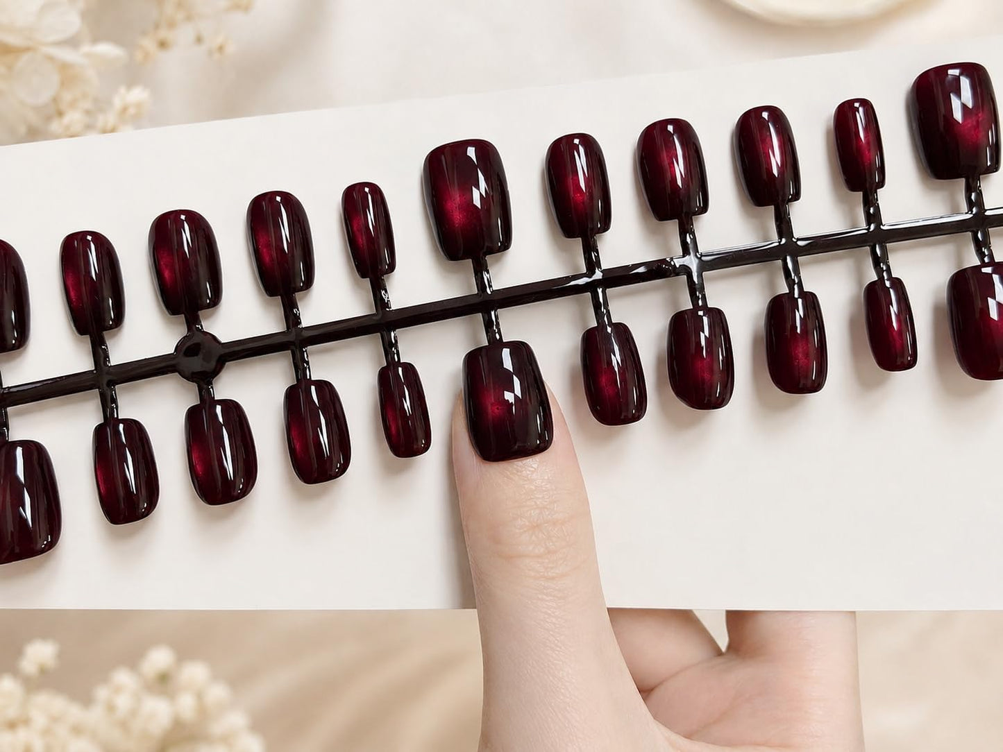 S.A.V.I Press on Nails Burgundy Cat Eye Shimmer Short Square 30 Pcs
