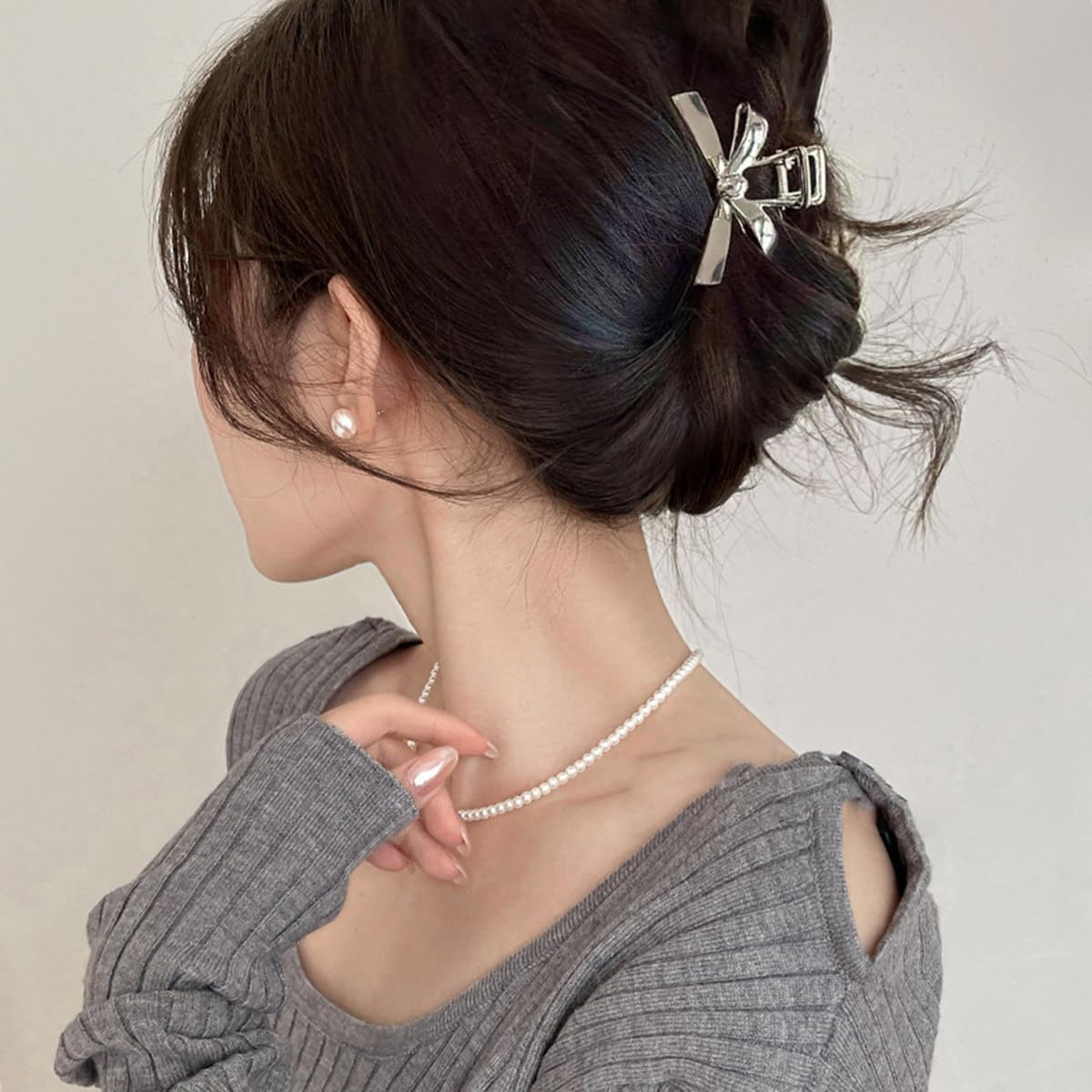 S.A.V.I Silver Metal Bow Hair Claw Clip for Women & Girls (6 cm) | Strong Grip Mini Clutcher, Elegant Ribbon Design Hair Accessory for Daily, Office & Party Styling