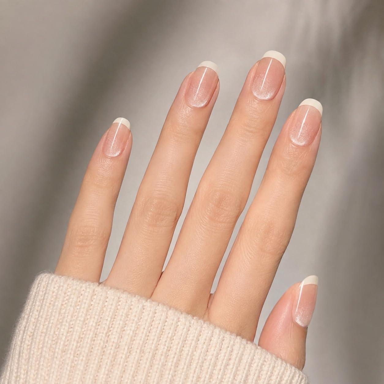 S.A.V.I Press on Nails Short Round Peachy Nude Shimmer 30 Pcs