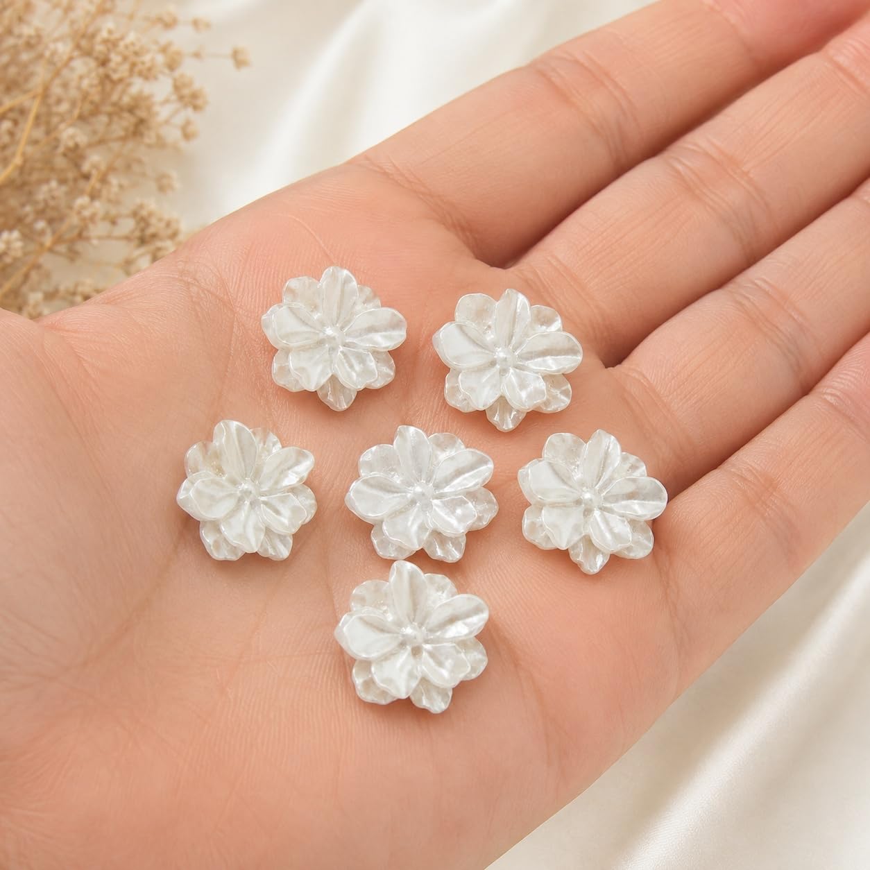 S.A.V.I Flower Shank Buttons Pearl White 25mm Resin Blossoms Pack of 6 | Blouse & Kurti Use, DIY Craft Supplies, Decorative Fasteners, Dress Embellishment