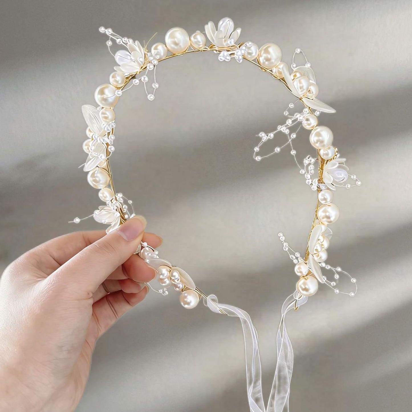 S.A.V.I White Floral Pearl Headband for Girls & Women | Adjustable Boho Bridal Hair Crown Tiara | Alloy Faux Pearl Acrylic Flower Leaf Design | Wedding Party Princess Hair Accessory
