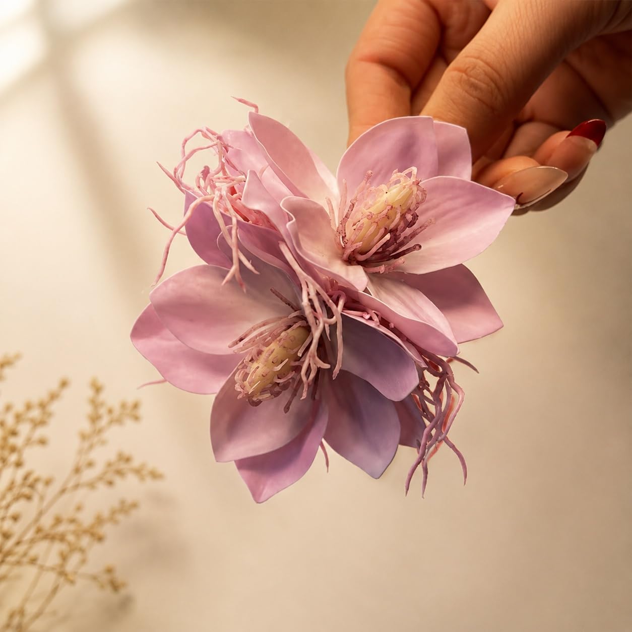 S.A.V.I Pink Floral Hair Clip for Women & Girls, 10 cm | Large Flower Barrette, Fabric & Plastic, Secure Hold, Beach, Party, Wedding, 1 Piece