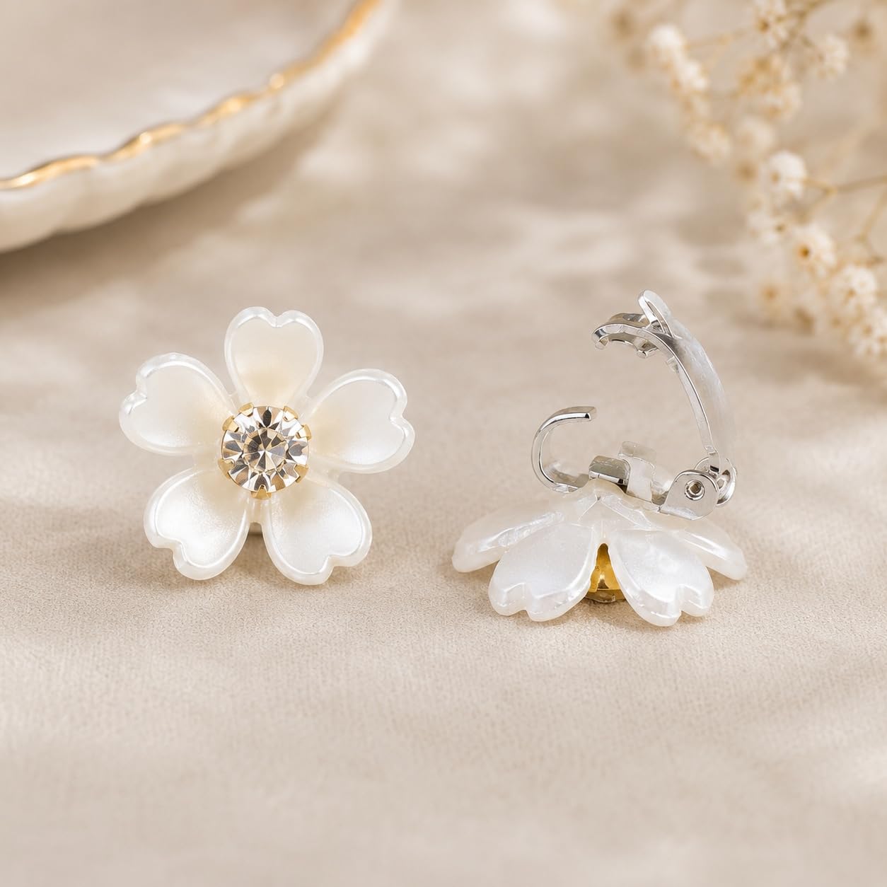 S.A.V.I White Floral Hair Clips with Crystal Center, 1.5 cm Daisy | Set of 10, Bridal Hair Pins, Shell Finish, Wedding & Party, Girls & Women
