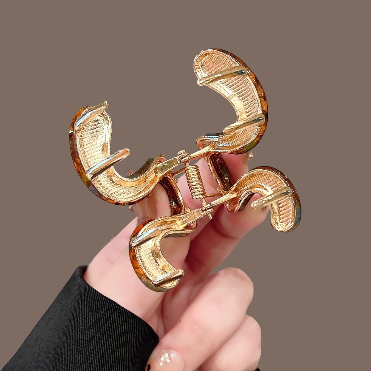 S.A.V.I Brown & Gold Tortoiseshell Acrylic Hair Claw Clip 6 cm, S-Shape Strong Grip Clutcher for Women, Half Up Ponytail Styling Accessory, Durable Stylish Use Everyday