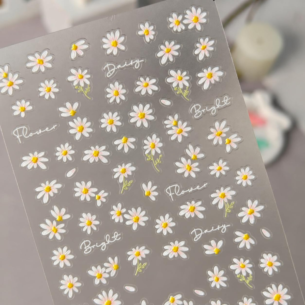 S.A.V.I 3D Floral Nail Art Stickers Self Adhesive Daisy Decals 3 Sheets | White & Yellow Flowers, Green Leaf Accents, Easy Peel & Apply, DIY Manicure, 7 x 10 cm