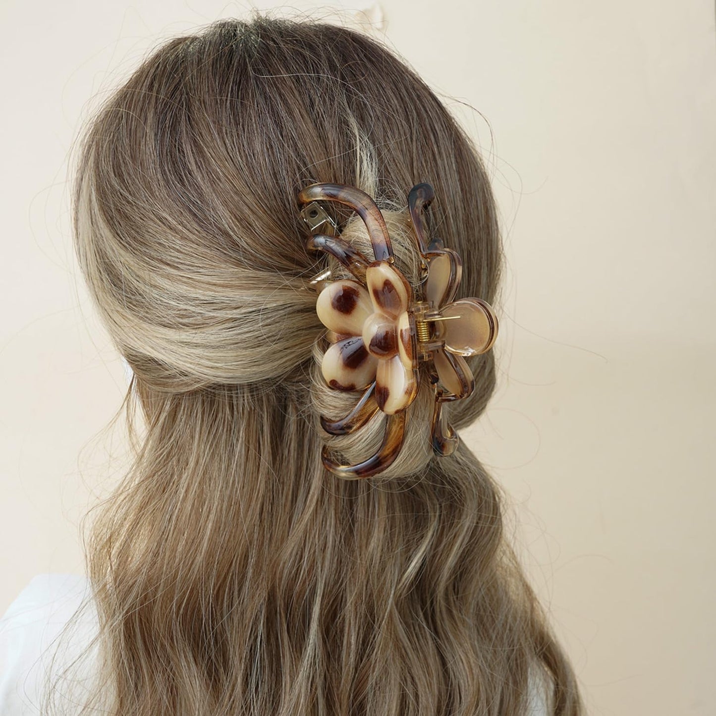 S.A.V.I Large Tortoiseshell Flower Hair Claw Clip for Women & Girls, 13 cm Acrylic Strong Grip Jaw Clip, Brown Animal Print Non-Slip Hair Clutcher for Thick Long Hair Styling