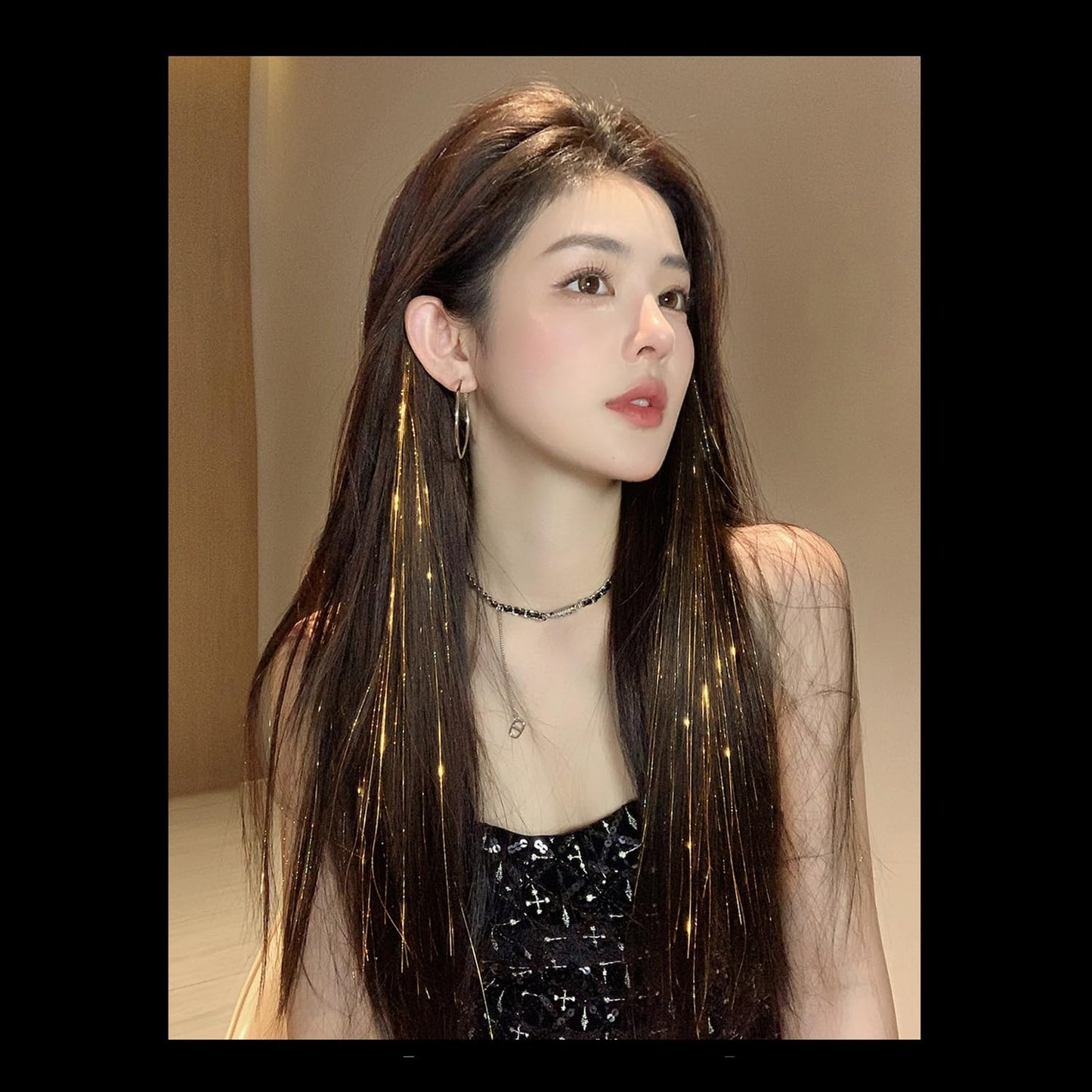S.A.V.I Gold Clip-In Hair Tinsel Extensions 12 Pcs, 50cm Glitter Fairy Hair Strands, Reusable Synthetic Shimmer Highlights, Metallic Sparkle Hair Accessory for Women, Girls & Party Styling