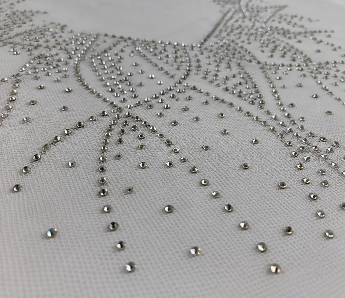 S.A.V.I Iron on Rhinestone Transfer Hotfix Crystal Sticker White 2mm