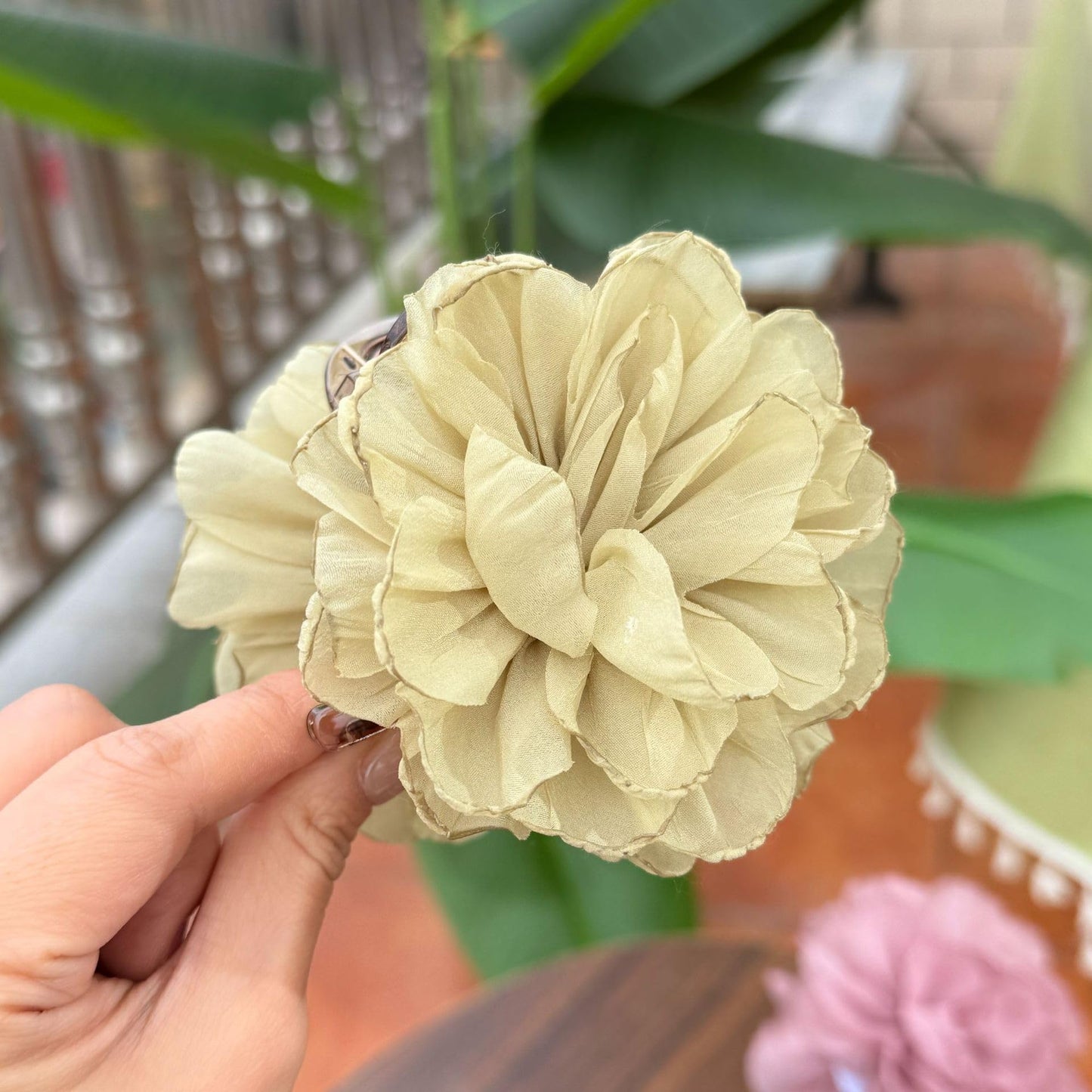 S.A.V.I Floral Hair Claw Clip for Women, Olive Green, 8 cm | Lightweight Mesh, Strong Grip, Everyday Styling, Office & Party Use, Blossom Design